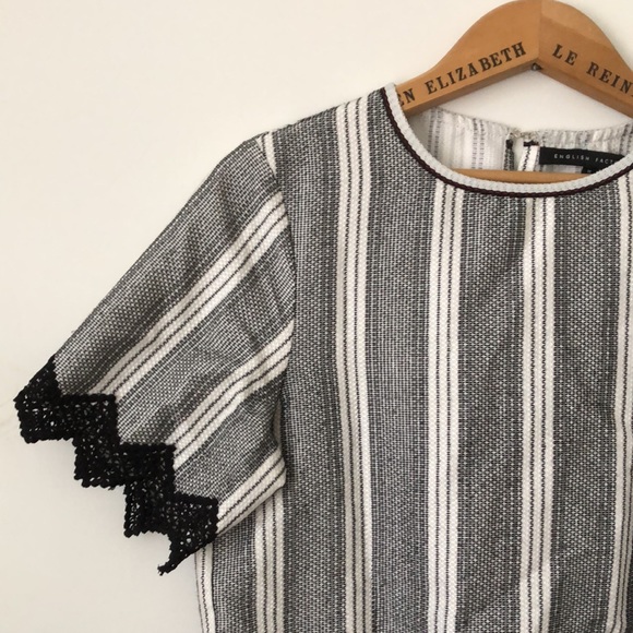 Black & White Stripe Short Sleeves Top - Picture 2 of 4